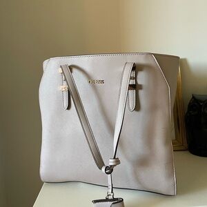 Guess tote bag. Blush pink.